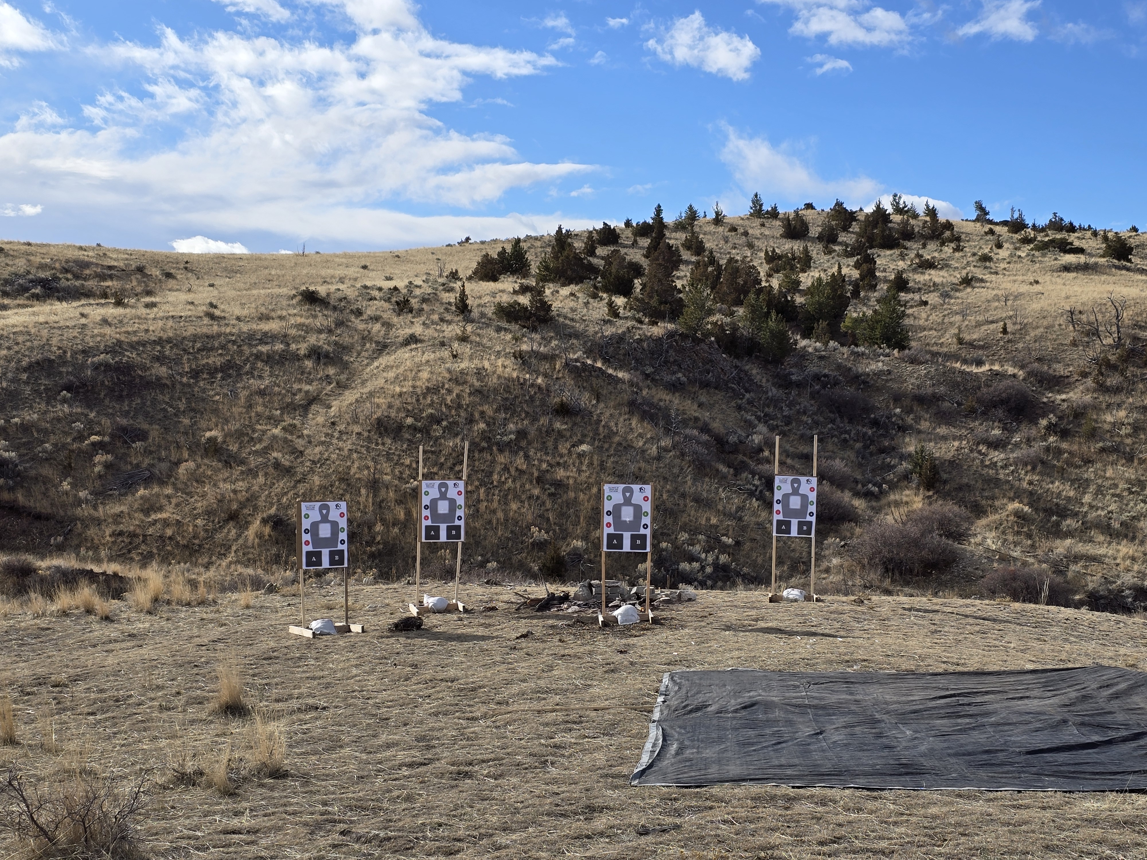 Burgers + Machine Guns